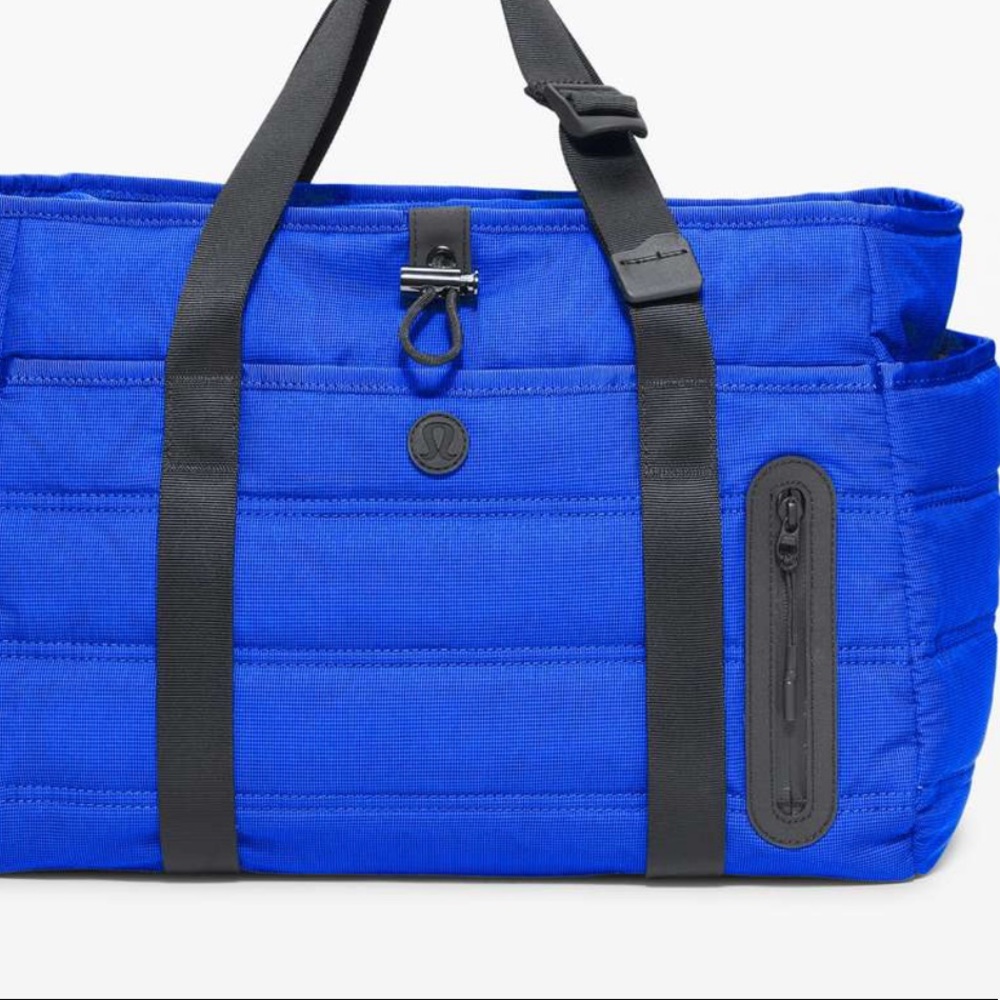 Lululemon Dash All Day Duffel *20L - Picture 7 of 7